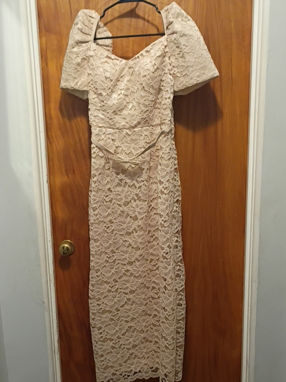 Lace Puff-Sleeve Maxi Dress in Beige